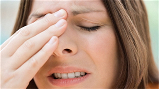 Cẩn trọng với biến chứng khôn lường ở mắt khi bị viêm xoang