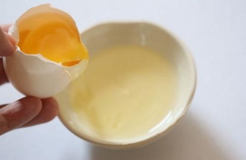 Tác dụng phụ khôn lường của lòng trắng trứng bạn cần biết