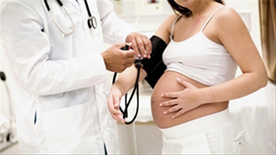 Người bệnh tim mang thai, cần lưu ý gì để tốt cho thai nhi?