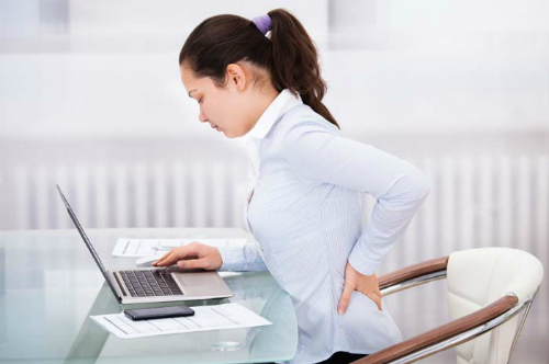 10 thói quen cần bỏ để tránh đau lưng ngay bạn nhé
