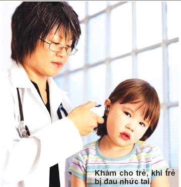 Coi chừng bệnh viêm tai giữa ở trẻ nhỏ gây biến chứng nguy hiểm
