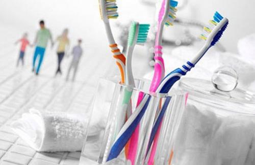 Cảnh báo: Mang bệnh vì bảo quản bàn chải đánh răng sai cách