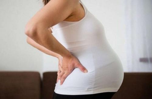 Những cách giảm đau lưng khi mang thai không phải ai cũng biết