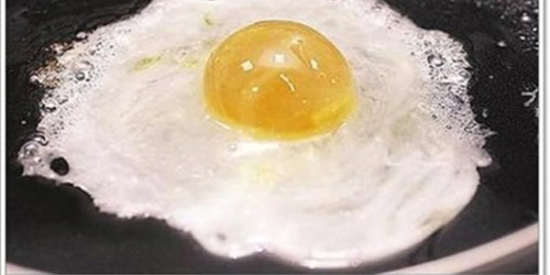 Những sai lầm khi ăn trứng gà, trứng vịt cần phải bỏ ngay lập tức