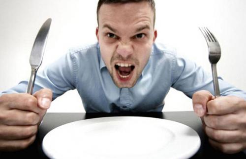 Bạn nên biết: Tại sao bạn luôn cảm thấy đói dù cho ăn rất nhiều?