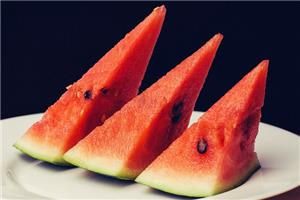 7 lợi ích hàng đầu khi bạn ăn dưa hấu, đừng bỏ lỡ nhé!
