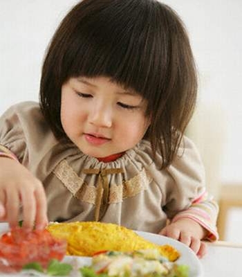 Trẻ tiêu chảy cấp - Nên ăn gì, kiêng gì cho bệnh không làm phiền?
