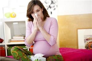 Những triệu chứng lạ mẹ bầu cần lưu ý trong thai kỳ