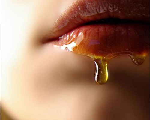 6 mẹo hay cho môi luôn mềm mại trong tiết trời khô hanh