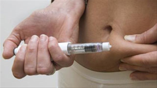 Khi tiêm insulin cho người tiểu đường cần chú ý điều gì?