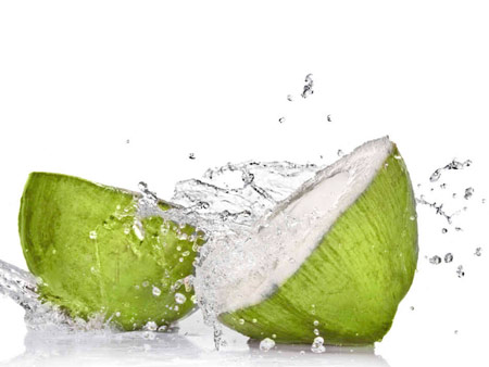 Bật mí sáu lợi ích sức khỏe tuyệt vời của nước dừa