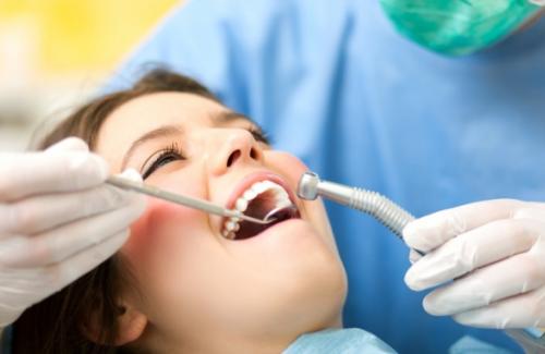 Ngừa sâu răng bằng khoáng chất fluorine đơn giản hiệu quả
