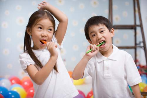 Muốn tránh sâu răng, viêm lợi ở trẻ nhỏ thì không thể bỏ qua những điều này!