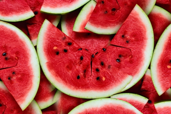Những nguy hiểm khi ăn dưa hấu vào ngày nóng bức bạn cần lưu ý