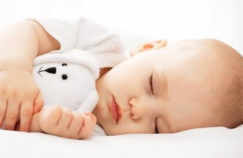 9 loại thực phẩm giúp trẻ ngủ ngon giấc ngày nóng các mẹ nên biết