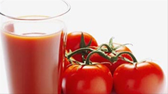 Công dụng độc đáo của nước cà chua có thể bạn chưa biết đến