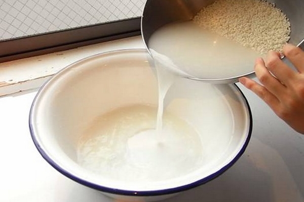 Một số công dụng của nước vo gạo giúp chống lão hóa