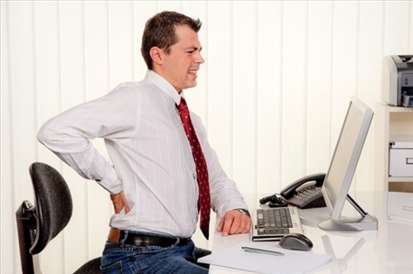 Bỏ túi các cách xử trí một số trường hợp đau lưng thường gặp