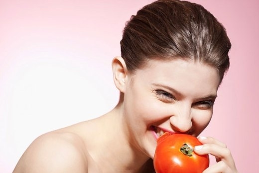 Giúp da đẹp không tì vết với công dụng "thần kỳ" của cà chua