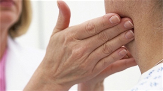 3 yếu tố làm tăng nguy cơ bị ung thư vòm họng mà rất nhiều người bỏ qua