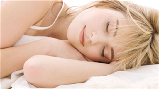 Đi ngủ sớm càng làm gia tăng nguy cơ mắc bệnh cao huyết áp