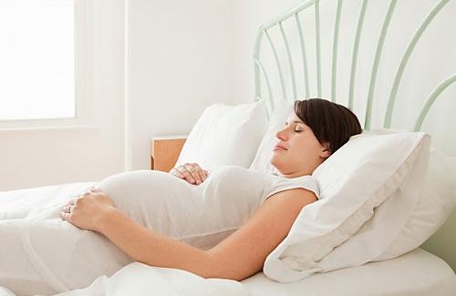 Vạch mặt 5 nguyên nhân khiến bạn mất ngủ khi mang thai
