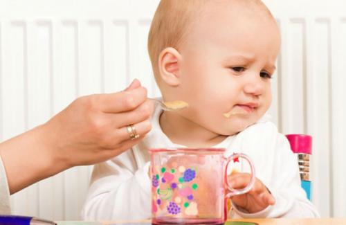Nguyên tắc giúp bé 1-2 tuổi giảm biếng ăn và những lưu ý cần biết