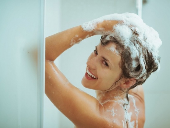 Tắm như thế nào để không gây hại cho làn da của bạn?