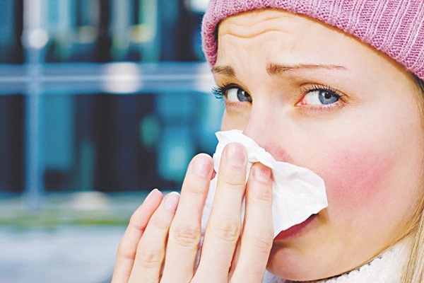 Chuyển mùa, bệnh viêm mũi dị ứng xuất hiện, bạn nên biết cách đề phòng