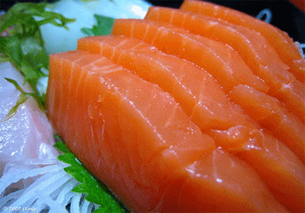 Vì sao nên ăn cá hồi để thông minh? Trong cá hồi có những dưỡng chất gì?