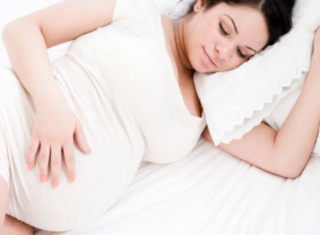 Theo dõi và sinh hoạt tình dục trong thai kỳ đảm bảo an toàn mẹ và bé