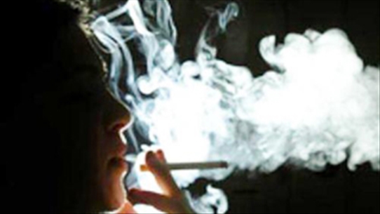 Hút thuốc lá  - lại một tác nhân gây nhiều bệnh về mắt