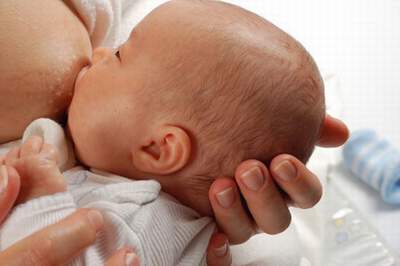 Sữa non - Thực phẩm vàng cho trẻ mới sinh từ những giây phút đầu đời