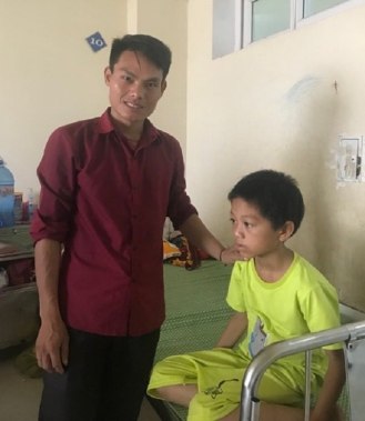 Bé trai 11 tuổi bị ngộ độc rượu ở Nghệ An, sức khoẻ đã ổn định