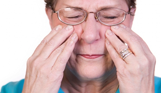 Cách chữa viêm xoang mũi ở người cao tuổi, bạn nên chú ý thêm nhé!