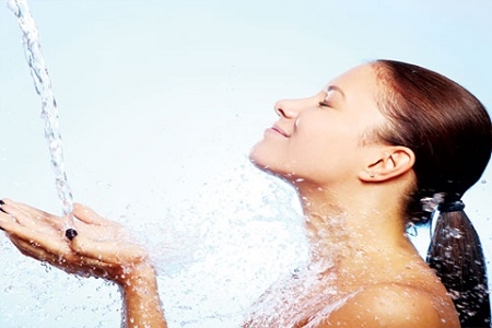 Những thói quen khi tắm gây ảnh hưởng nghiêm trọng tới sức khỏe