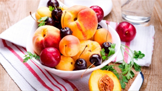 Thói quen ăn uống: Ăn trái cây trước hay sau bữa ăn là tốt?