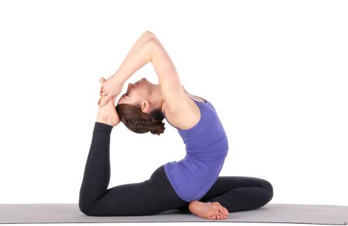 Giảm stress sau 10 phút thư giãn với động tác Yoga đơn giản