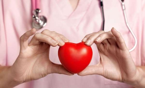 Các dấu hiệu cảnh báo sớm cơn đau tim mà bạn không nên bỏ qua