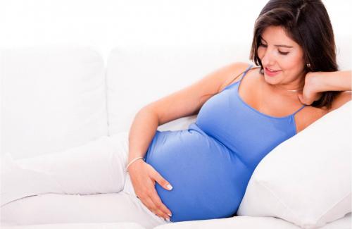 Phụ nữ mang thai nên ăn và kiêng gì để mẹ khỏe mà không thừa cân?
