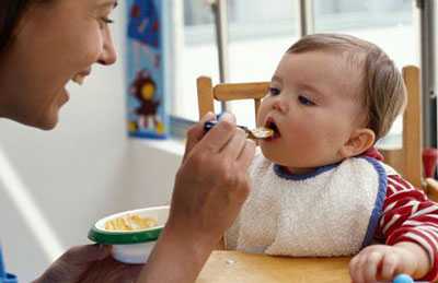 Chăm sóc trẻ suy dinh dưỡng tại nhà - Các mẹ cần chú ý những điều này!