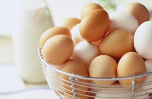 Giải mã lý do vì sao 7 loại thực phẩm dưới đây cấm kỵ ăn với trứng