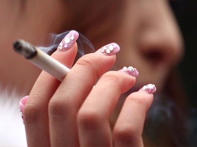 Hút thuốc lá thường xuyên là điều tồi tệ nhất bạn có thể gây ra cho phổi