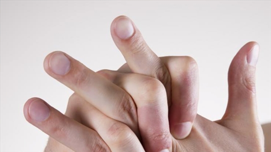 Bạn nên biết: Tại sao khi bẻ khớp ngón tay lại tạo ra tiếng?