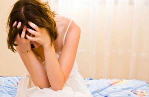 Bị khô âm đạo, đau bụng binh là những điều xảy ra khi ngừng quan hệ tình dục