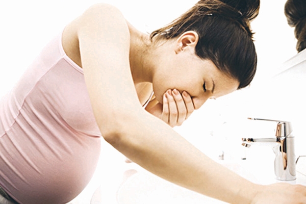 Mách bạn những cách xử lý hiệu quả chứng nôn và buồn nôn trong thai kỳ