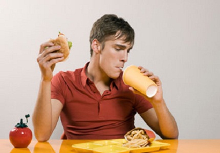 Danh sách 5 loại thực phẩm cấm nam giới thường xuyên sử dụng