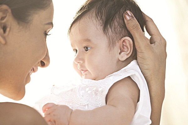 Dinh dưỡng của mẹ ảnh hưởng đến em bé như thế nào?