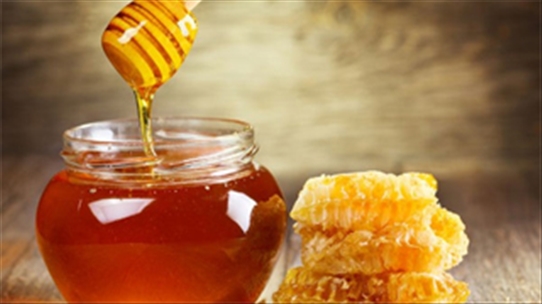 Tại sao nên uống nước mật ong ấm vào mỗi sáng hàng ngày?