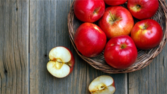 Nhận biết táo nhiễm độc bằng nước nóng là chưa có cơ sở